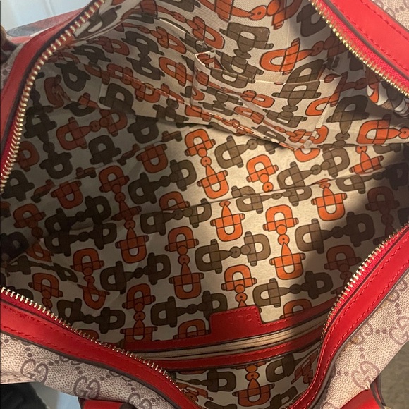 Gucci Beige and Red Tote with Snake Motif - Picture 4 of 7